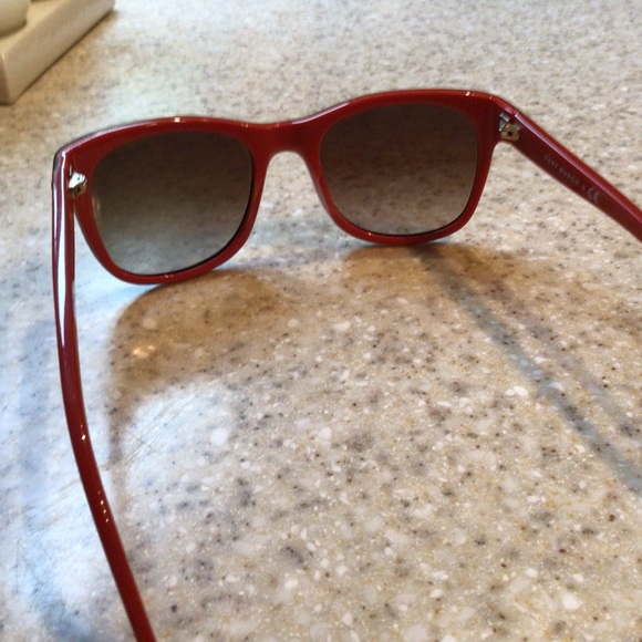 Tory Burch Sunglasses and Case - Picture 6 of 6